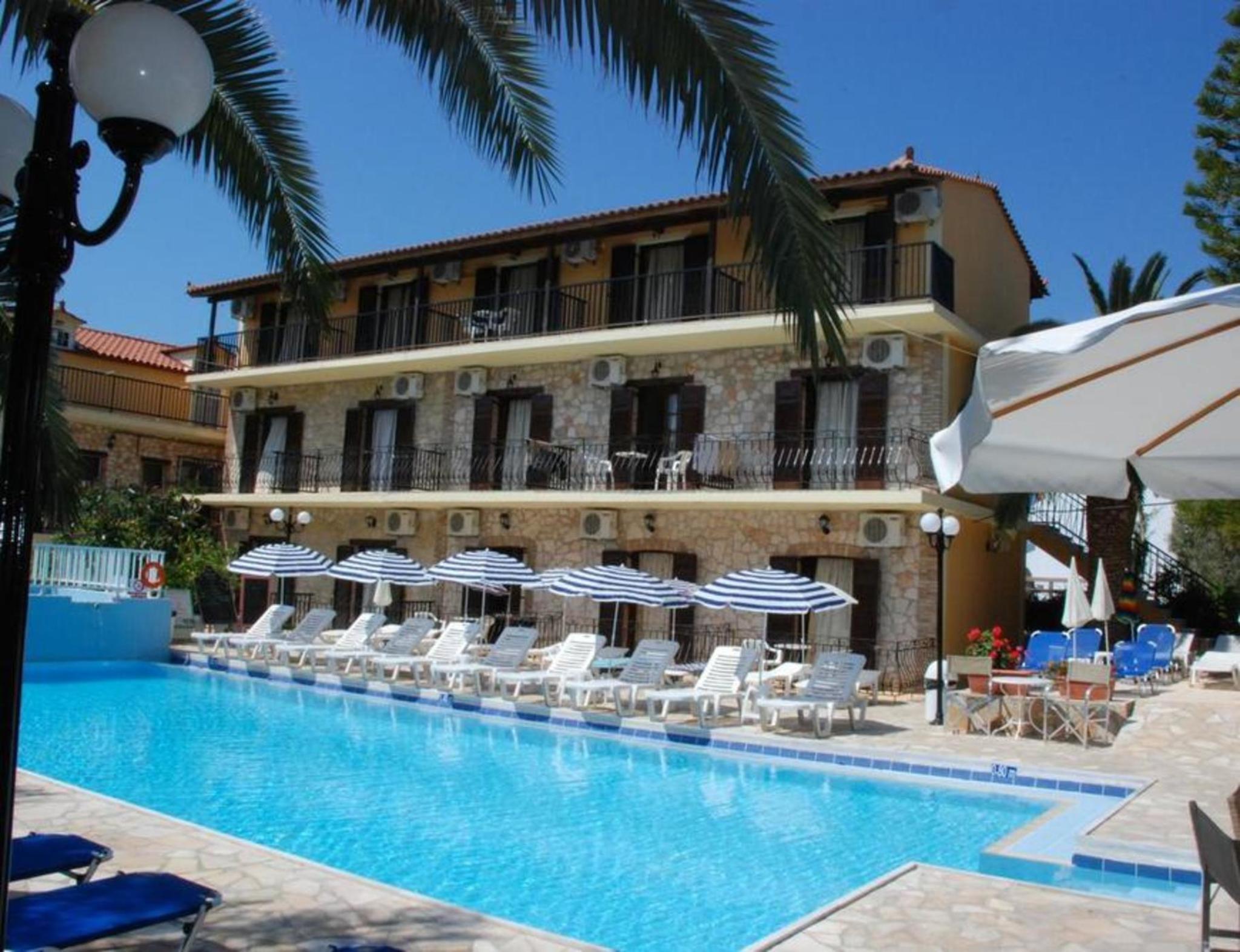 Hotel apartamentowy Two Brothers & Apts